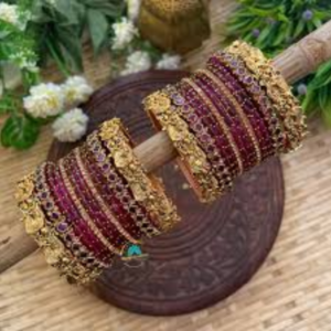 Luxe Twist Designer Bangle
