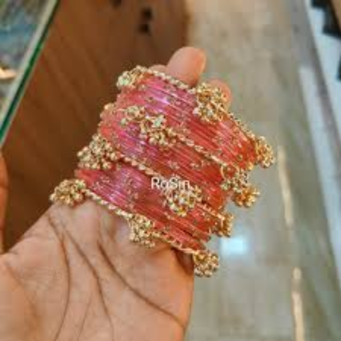 Heritage Filigree Gold Bangle